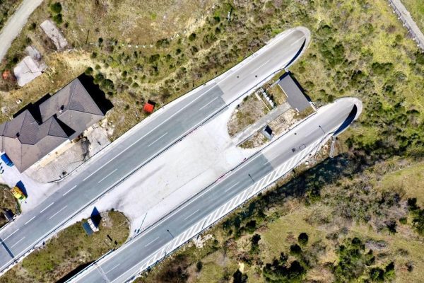 Σήραγγες Δρίσκου Οδικές στον Αυτοκινητόδρομο 2 (Εγναντία Οδός, Ελλάδα) 1